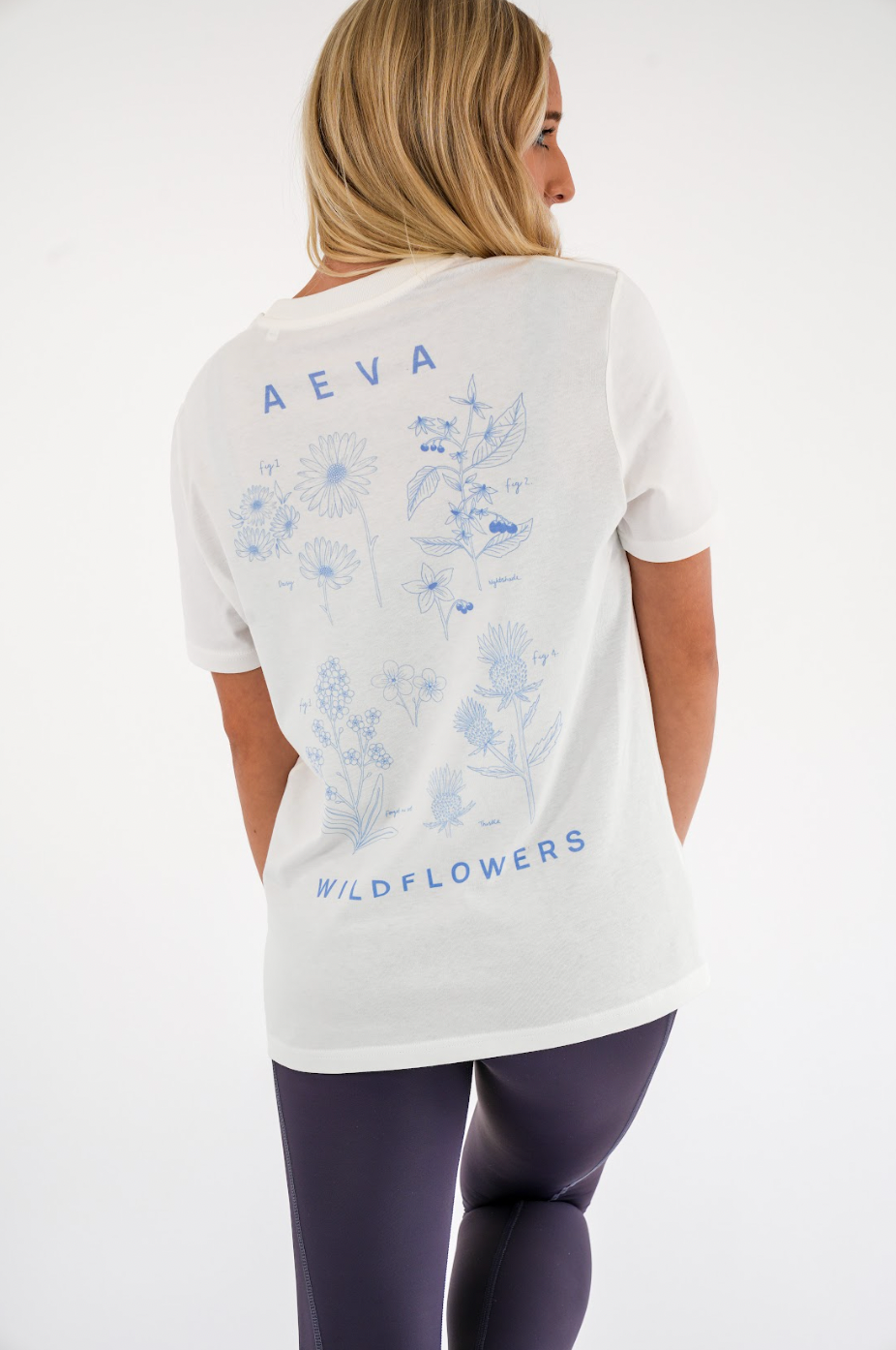 Oversized "AEVA Wildflowers" Tshirt