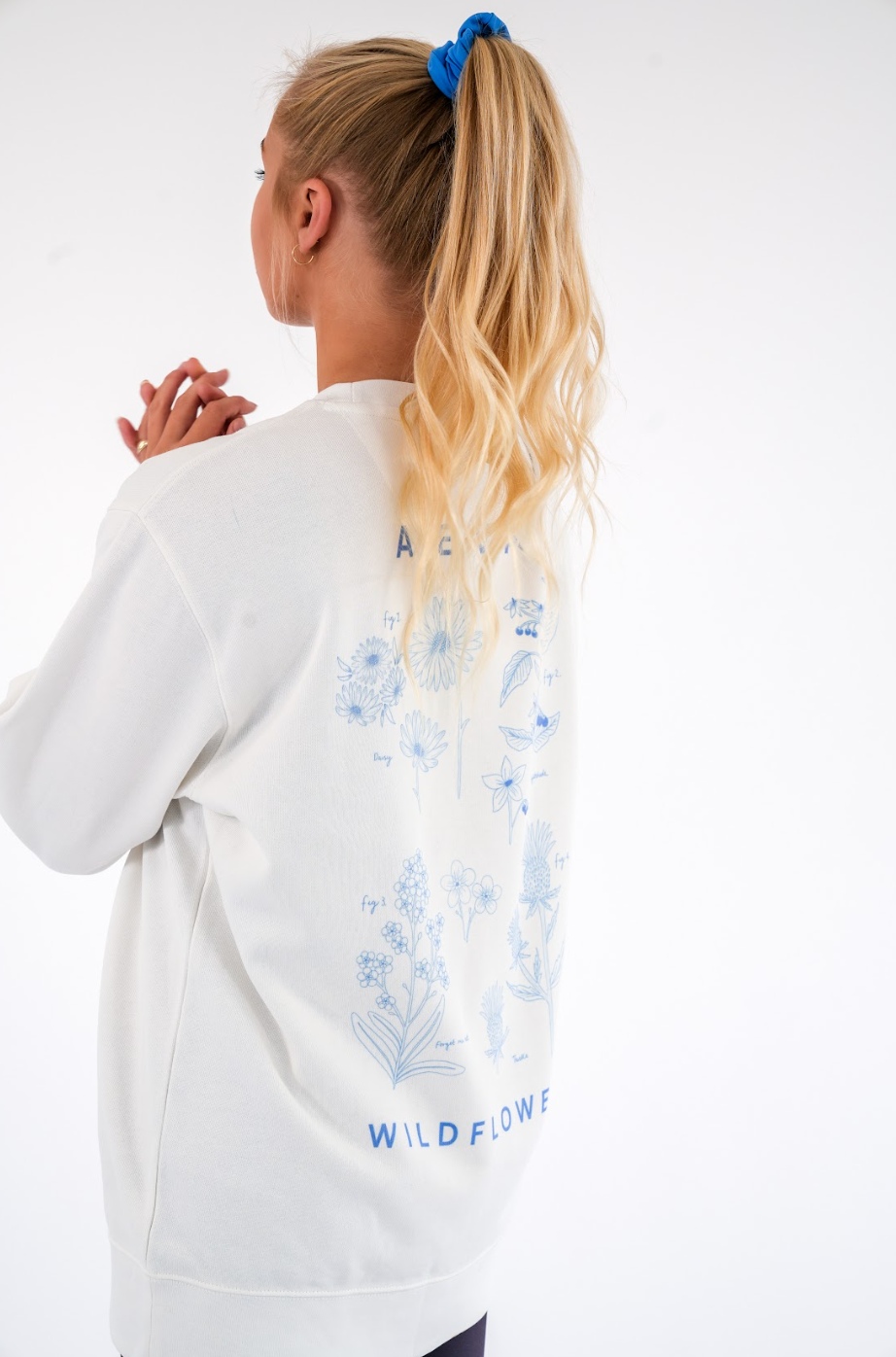 Oversized "AEVA Wildflowers" Sweatshirt