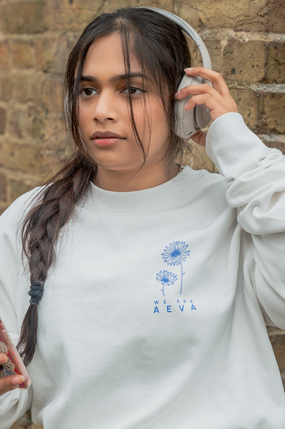 Oversized "AEVA Wildflowers" Sweatshirt